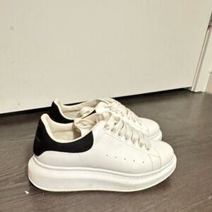 Alexander McQueen Classic White Sneakers with Black Detail- box included